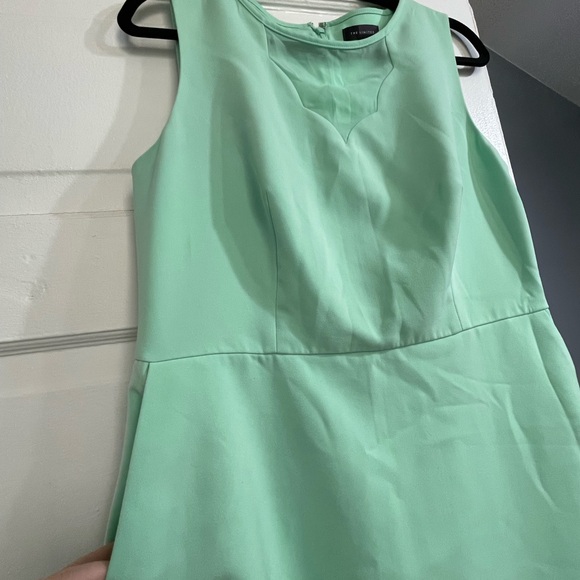 Mint green Limited dress - Picture 2 of 3